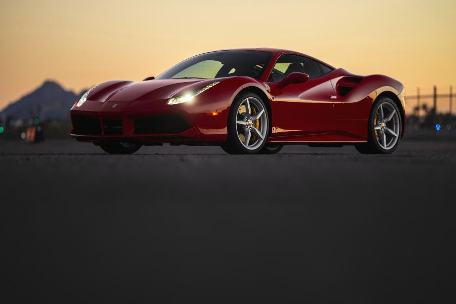  Ferrari 488 GTB 2015 года  (NA) (фото 34 из 42)